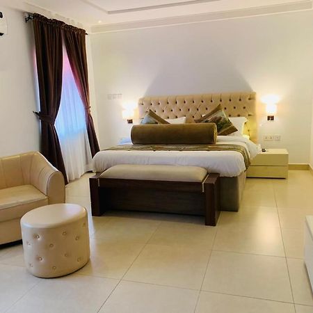Swiss Pearl Continental Suite Wupa Extérieur photo