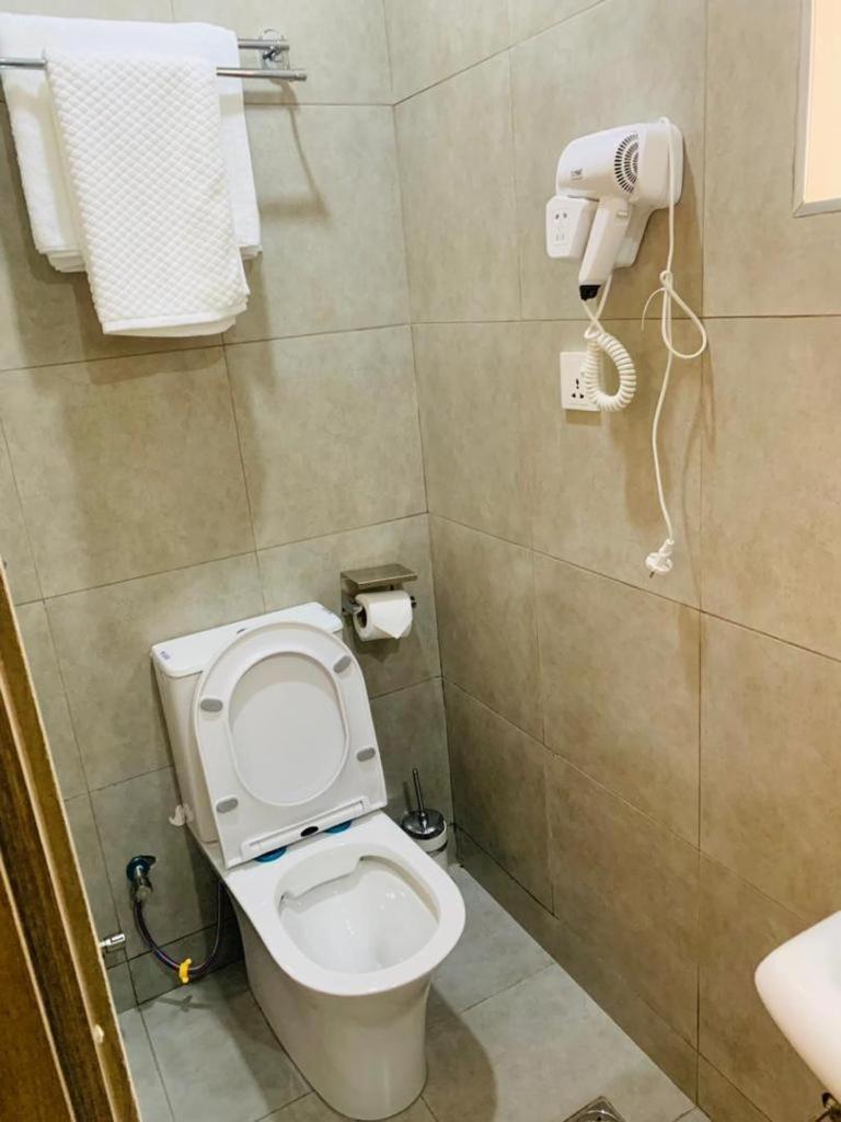 Swiss Pearl Continental Suite Wupa Extérieur photo