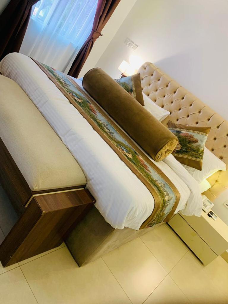 Swiss Pearl Continental Suite Wupa Extérieur photo